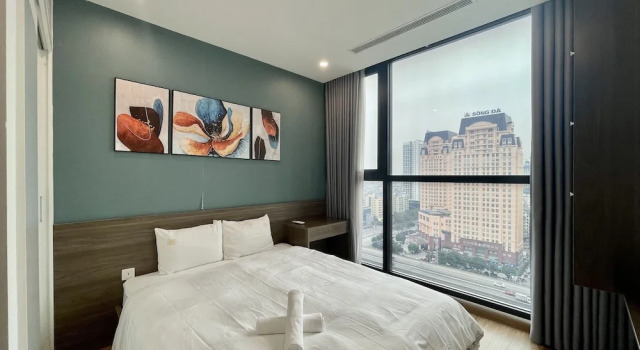 Апартаменты Business с 2 комнатами с балконом и с видом на город QMP - Vinhomes Skylake