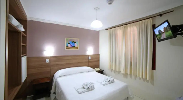 Четырёхместный номер Standard Hotel JB