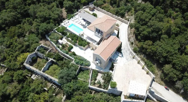 Вилла Villa Andromahi