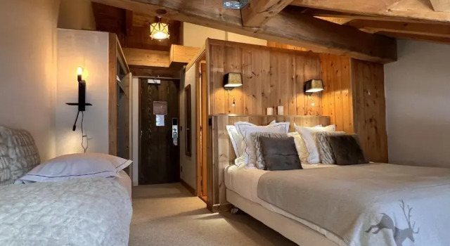 Номер Standard Everest Hotel