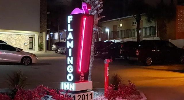 Flamingo Inn Beachfront