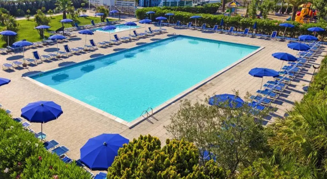 African Beach, Book Hotel Hoteller i Manfredonia med pool, Swimmingpool