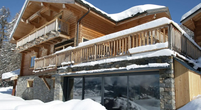 Luxury Chalet in the Very Extensive Paradiski ski Area, Prenota Chalet Ville a Rodano-Alpi, Villa