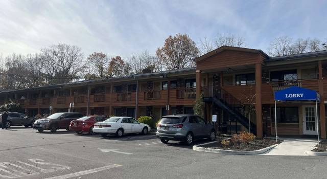 SureStay Plus by Best Western Woodbury Inn