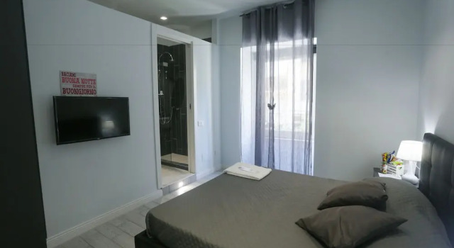 Четырёхместный номер Standard ESPOSITO PLAZA- ROOMS & SUITE