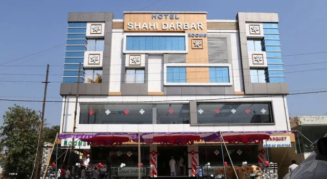 Hotel Shahi Darbar, Rezervovat Hotel Hotely v Gujarat s parkováním, Parkování