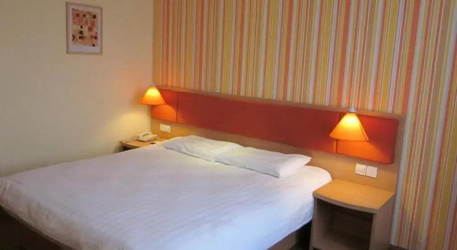 Home Inn Huai'an Huaihai Road Branch, Rezerwuj Hotel Qingjiangpu Chiny