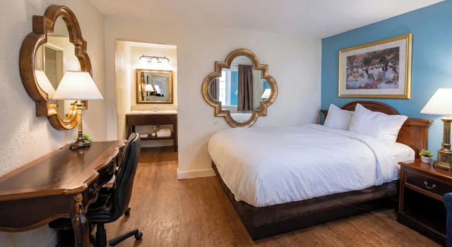 Шестиместный люкс Sacramento Inn & Suites Cal Expo I-80