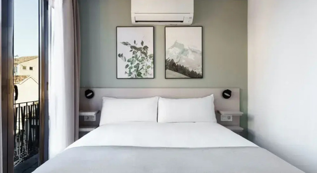 Апартаменты Comfort c 1 комнатой с балконом Limehome Granada Calle Lopez Rubio