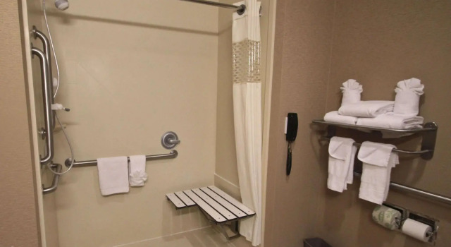 Двухместный номер Standard Hampton Inn Hampton-Newport News