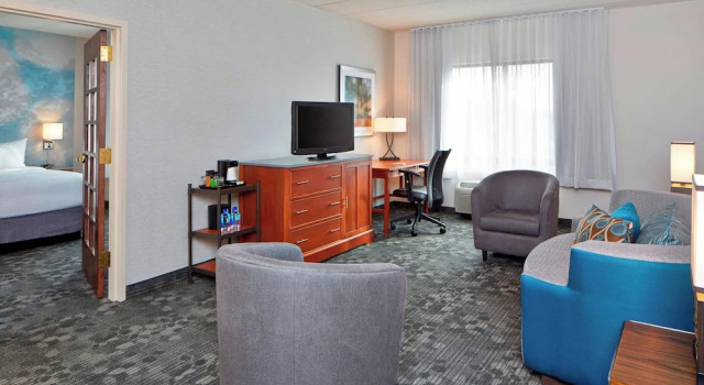 Люкс Courtyard by Marriott Bloomington Mall of America