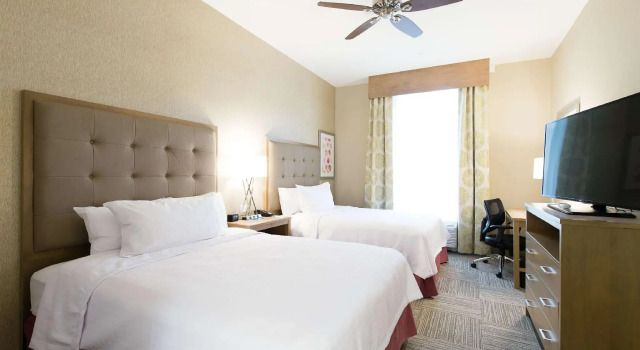 Четырёхместный люкс Homewood Suites by Hilton Concord
