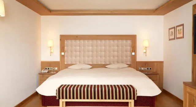 Полулюкс Hotel Zürserhof