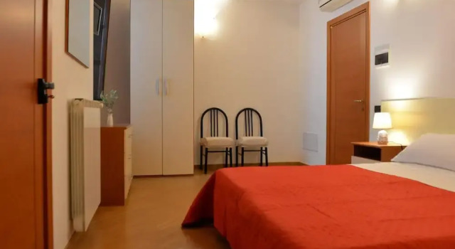Villa in Casalini with Pool & Olive Garden, Buchen Sie Villa Hotels in Ostuni mit Pool, Schwimmbad