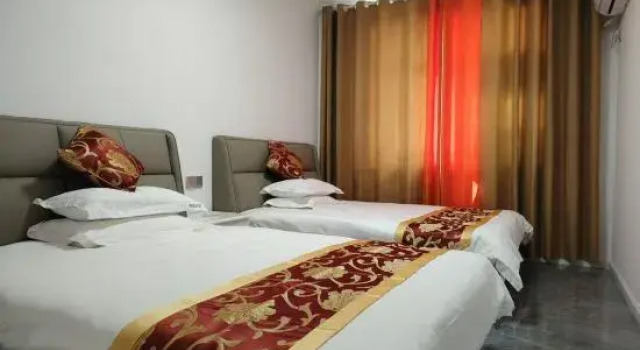 Люкс Comfort Interstellar Homestay (Enshi Daughter City Branch)