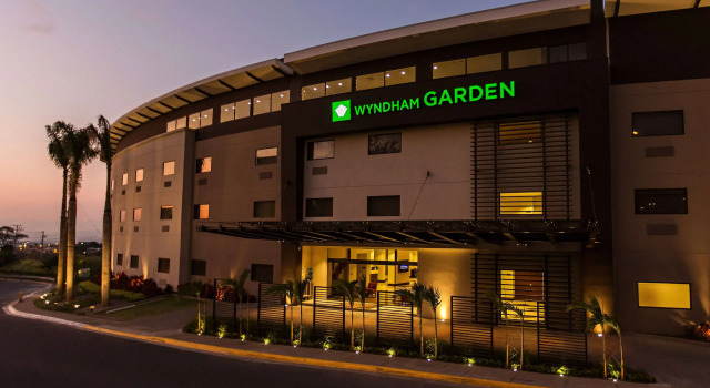 Wyndham Garden San Jose Escazu, Costa Rica, Buchen Sie Hotel SPA-Hotels in San Jose, SPA