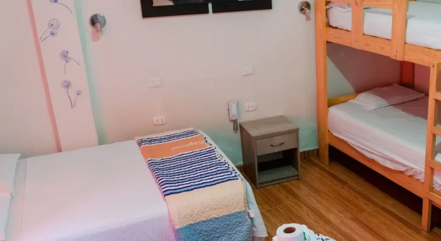 Четырёхместный семейный номер Standard c 1 комнатой Residencial Marina House