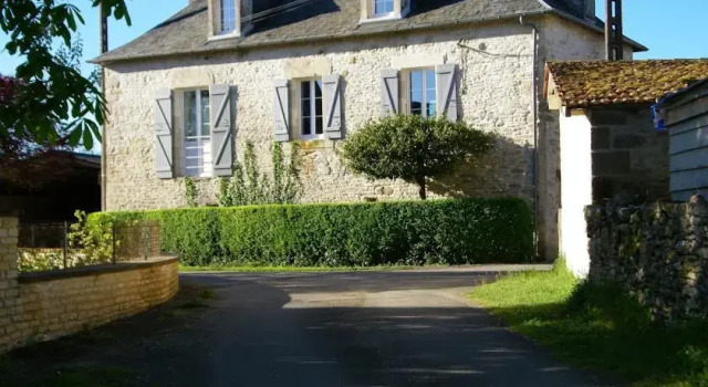 La Maison de Campagne, Rezervasyon Daire La Dornac 