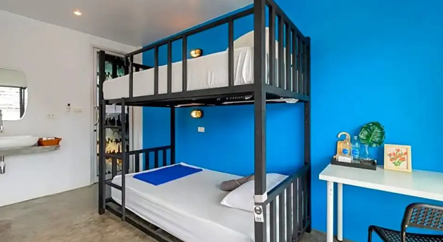 Четырёхместный номер Standard Hip Hostel - Patong