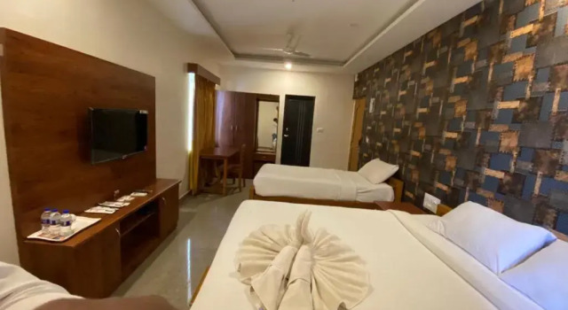 Hotel Bk San, Reservar Hotel Thiruverumbur Índia