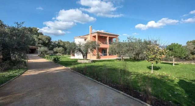Вилла Girasole Villa
