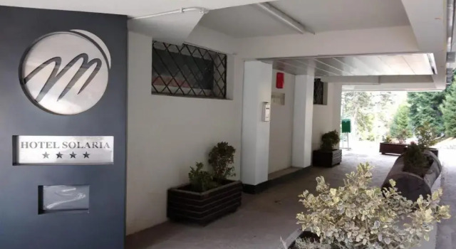 Residenza Albaré, Забронировать Отель Медзана Валь-ди-Соле, рядом с Подъемник Контре-Мальга Копай