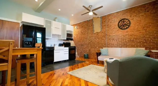 The Historical Baker Hideaway