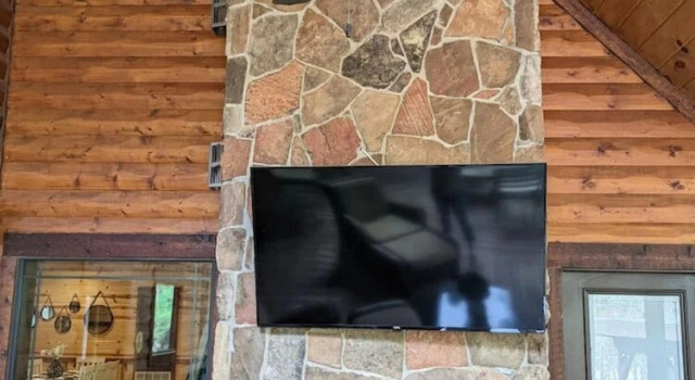 Stone Mountain Lodge Luxurious Rustic Retreat, Boek Appartement Hochatown Oklahoma