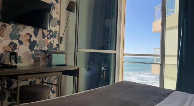 Двухместный номер Standard с частичным видом на море Hotel & Spa Les Roches Noires