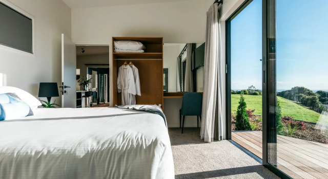 Villas Waiheke, Забронировать Вилла Коттеджи Онетанги, рядом с EcoZip Adventures, Коттедж