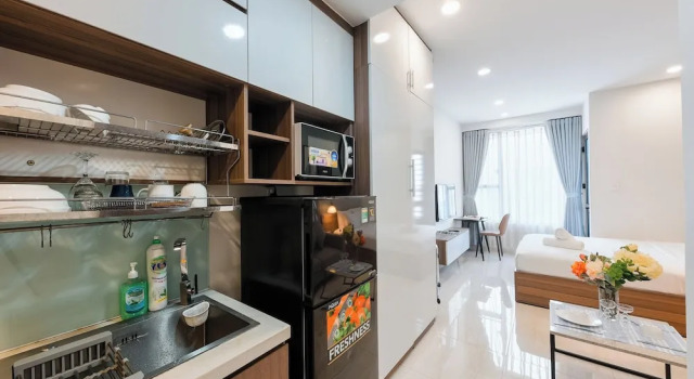Люкс REM Rivergate Garden Pool Signature Apartments