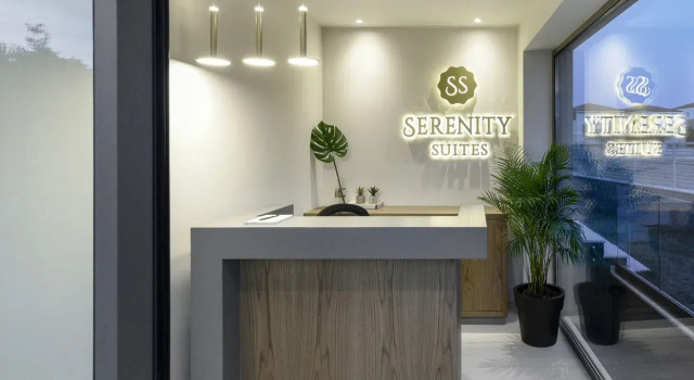 Serenity Suites, Book Hotel Nikiti Sithonia