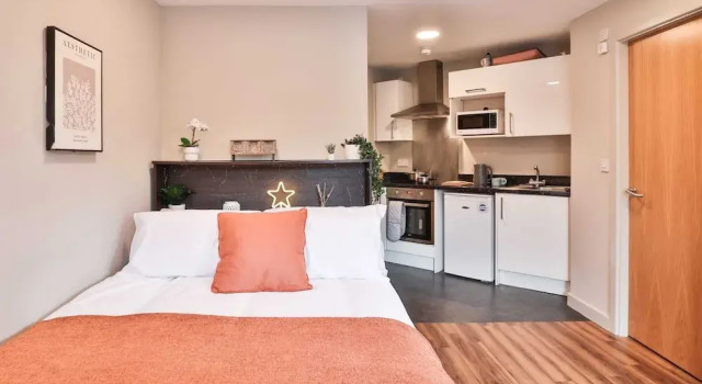 Студия For Students Only - Ladybarn House in Manchester
