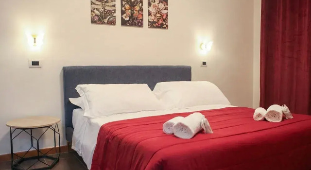 Farfalla Bianca - Rooms, Забронировать Отель Рим Лацио, рядом с Вокзал Термини