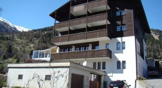 Hotel Weisshorn, Prenota Hotel Hotel a Canton Vallese con parcheggio, Parcheggio