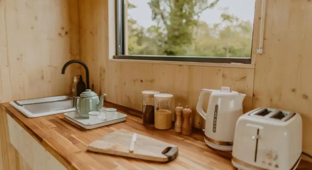 Parcel Tiny House I Ferme de Garance, Buchen Sie Hotel Magnac-Laval Aquitanien
