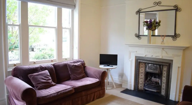 2 Bedroom Apartment Near Hammersmith, Забронировать Апартаменты/квартира Апартаменты Лондона, рядом с Пивоварня Fuller’s Griffin, Апартаменты/квартира