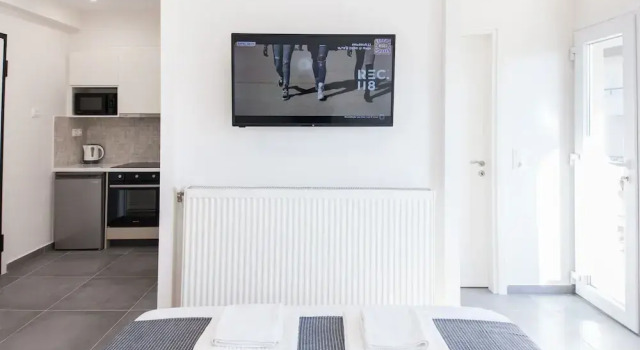 Stylish New Paradise for 2 in Marousi