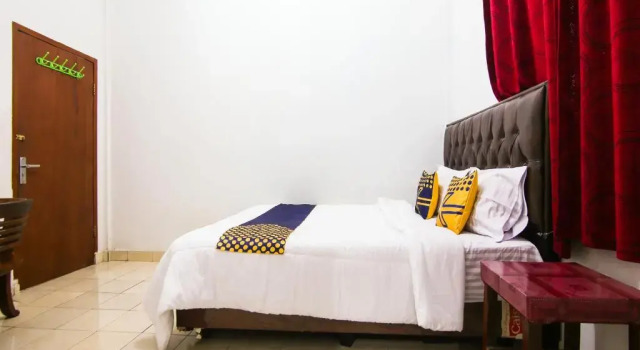 OYO 91063 Kost Bunga, Rezervovat Hotel Hotely v Palembang s parkováním, Parkování