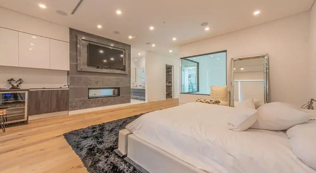 Laurel Modern Villa