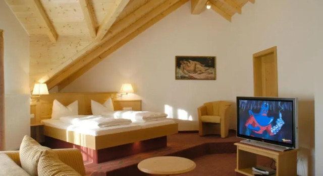 Полулюкс Metzgerei Gasthof Oberhauser - Hotel zur Post