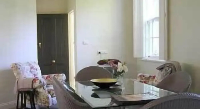 Camellia Cottage Bed & Breakfast, Varaa Lomakoti Buninyong Victoria