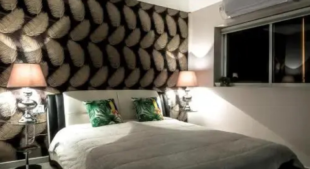 FaRoyal Luxury Suite
