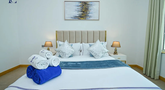 Апартаменты с балконом Palm Jumeirah's Spectacular Ocean-View Apartment - NBT