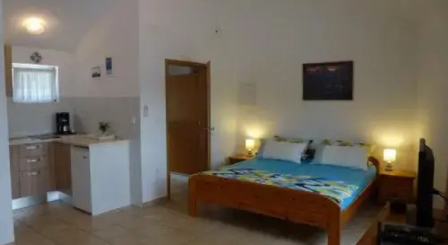 Apartment Pucisca with Sea View II, Prenota Appartamento Pučišća 