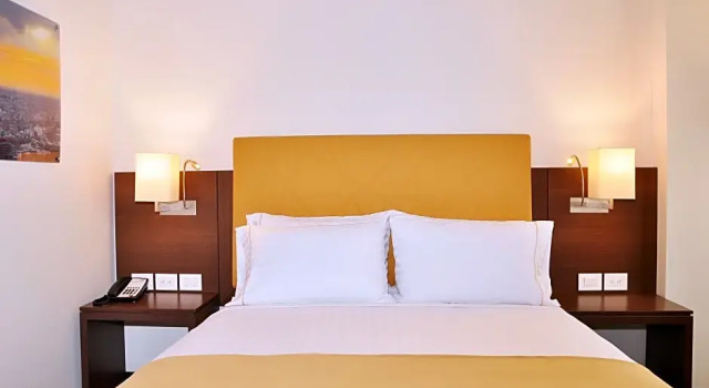 Люкс Standard Holiday Inn Express & Suites Bogota Zona G By IHG
