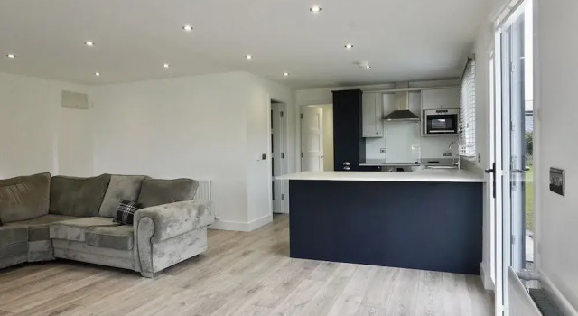 Castle View Chalet by Clonlum Cottages