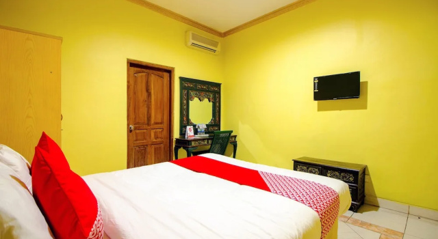 Номер Deluxe OYO 1770 Hotel Mawar Saron 2