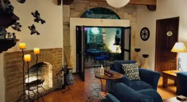 Villa Sueño Azul B&B, Забронировать Отель «постель и завтрак» Гуанахуато El Bajio, рядом с Аллея поцелуев