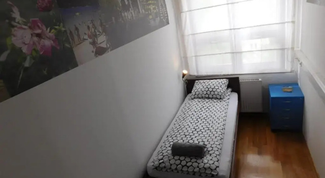 Standard Einzel Zimmer Hostel Bureau